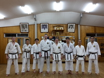 Hikiset treenit OGGK:n Honbu dojolla varsinaisen Gashukun jälkeen.