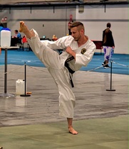 Mawashigeri, J-P Sura Kuva: @Trema